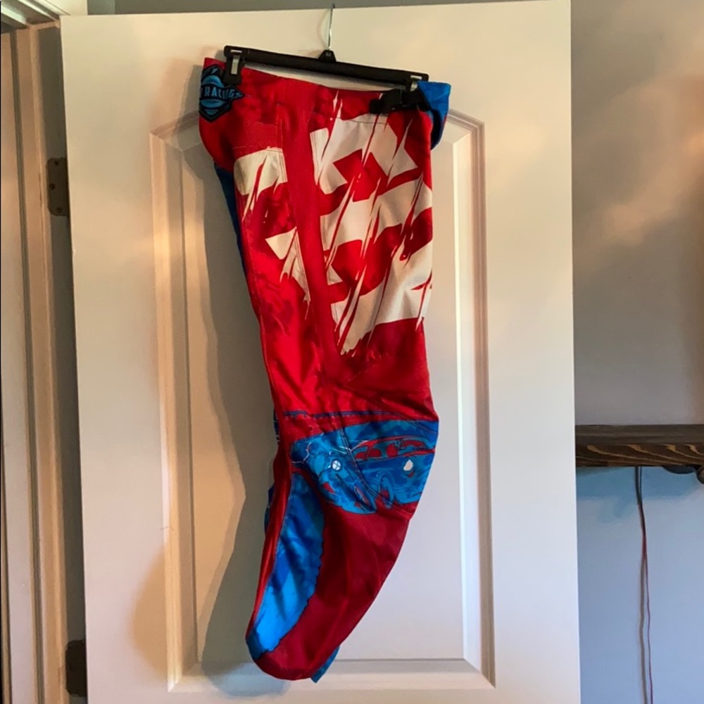 Fly racing pants